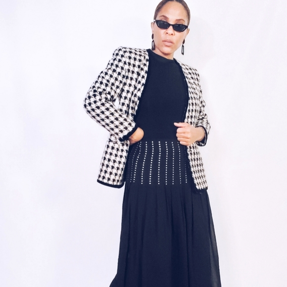Petite Sophisticate Blazer - Picture 1 of 9